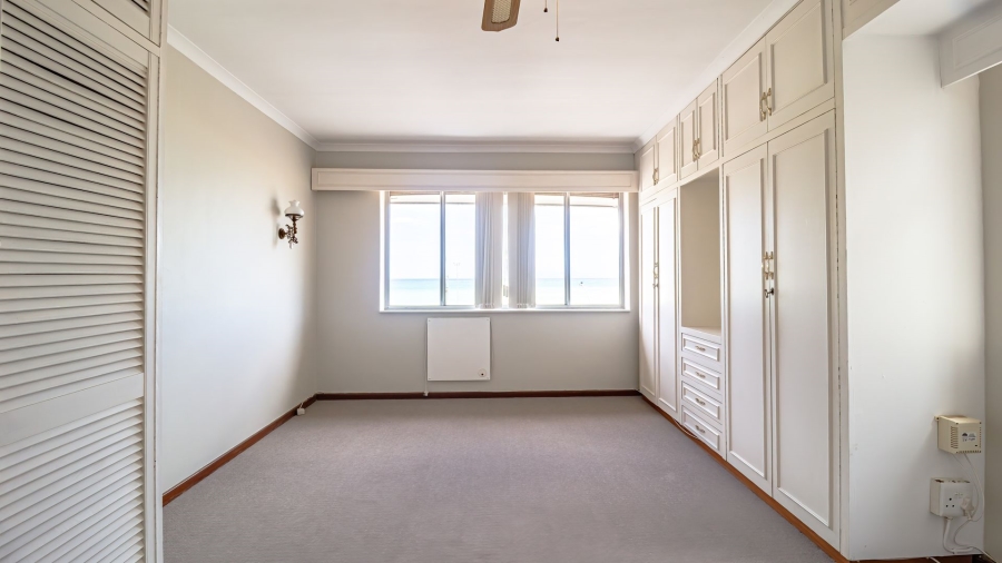 To Let 4 Bedroom Property for Rent in Gordons Bay Village Western Cape